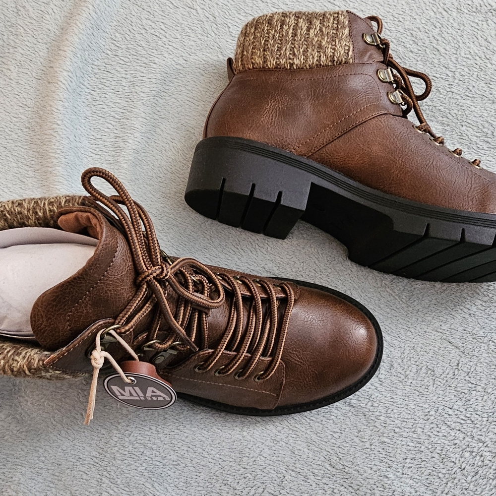 MIA Boots